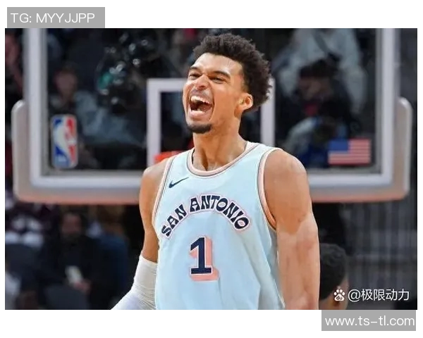 马刺与雷霆激战正酣球迷期待精彩对决与逆转时刻